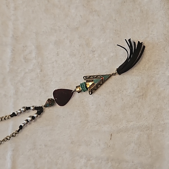 Guitar Pick Native Style Necklace 15 inches long top to bottom - Picture 2 of 2